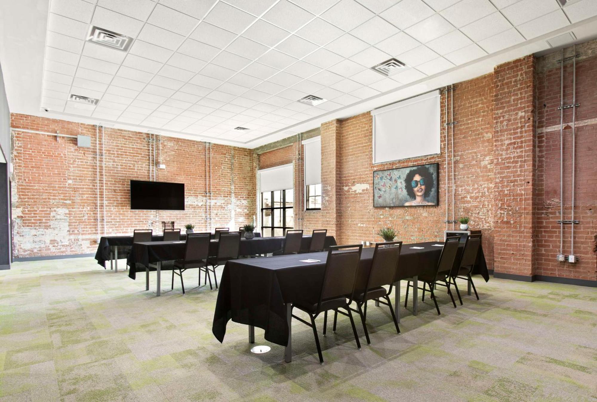 Home2 Suites By Hilton Phoenix Downtown מראה חיצוני תמונה