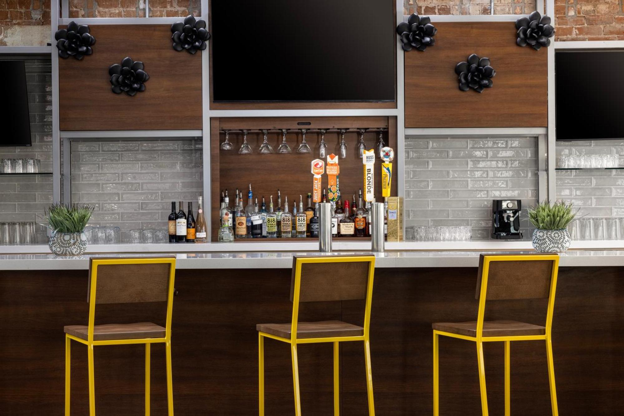 Home2 Suites By Hilton Phoenix Downtown מראה חיצוני תמונה